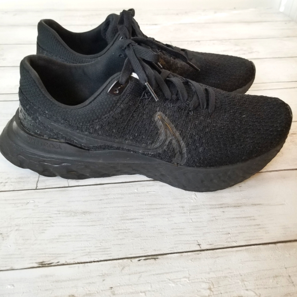 Nike React Infinity Run Flyknit Triple Black Runn… - image 1